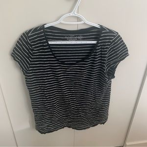 Black and white stripped tee shirt